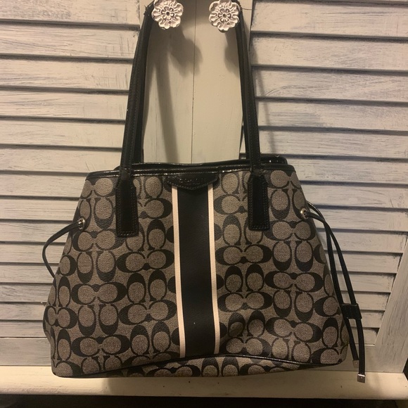 Authentic Coach - Picture 10 of 10